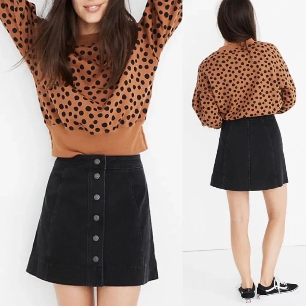 Madewell Metropolis Snap Jean Skirt in Rawley Black